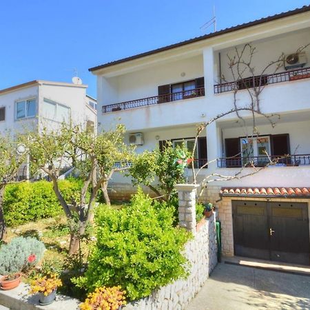 מלון מאלי לוסיניי House Rahela מראה חיצוני תמונה