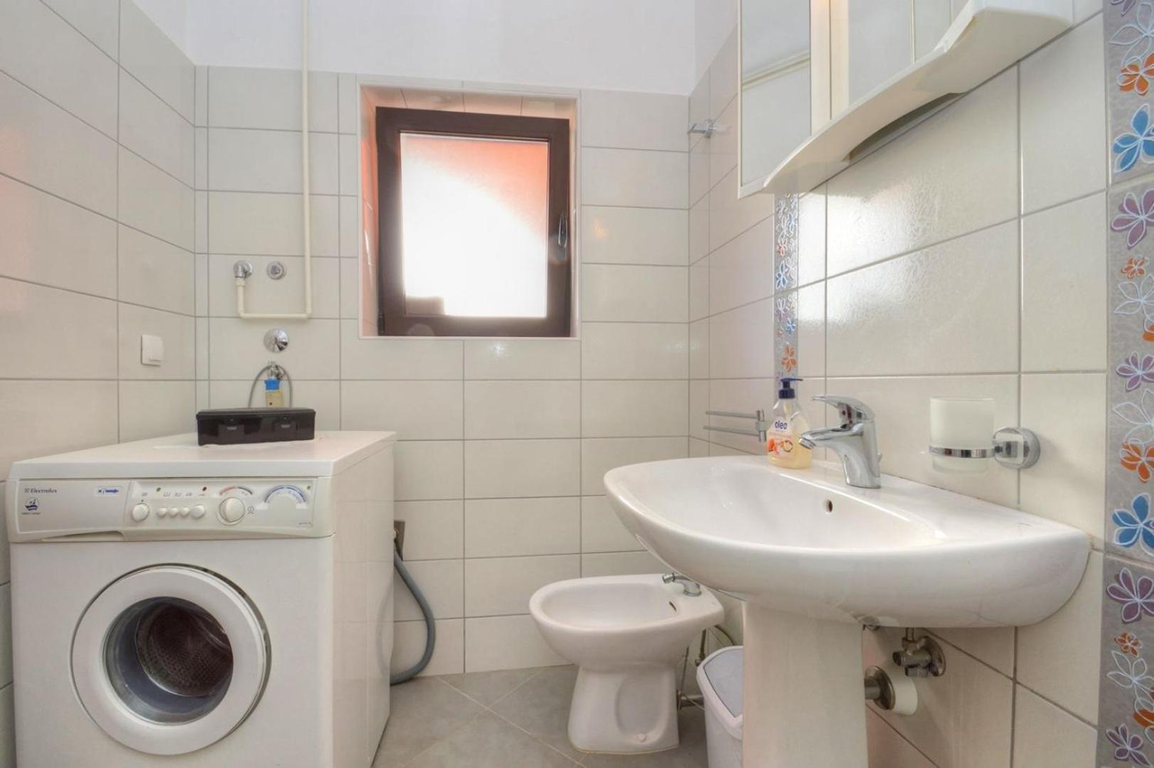 מלון מאלי לוסיניי House Rahela מראה חיצוני תמונה