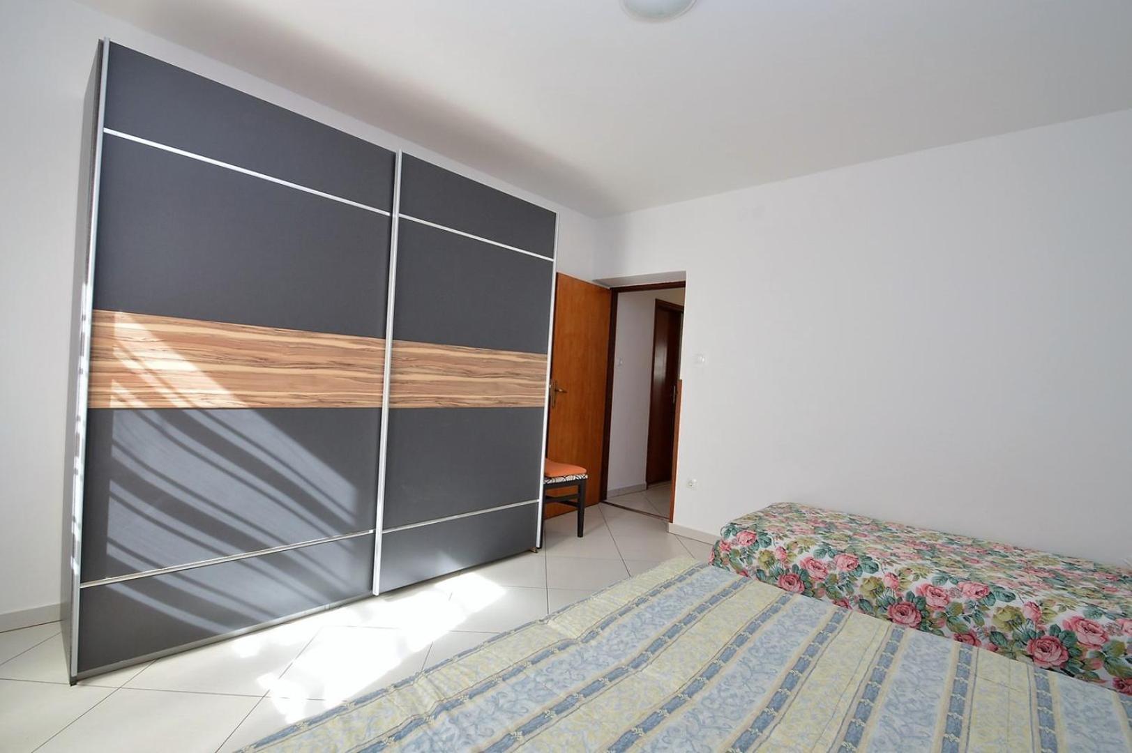 מלון מאלי לוסיניי House Rahela מראה חיצוני תמונה
