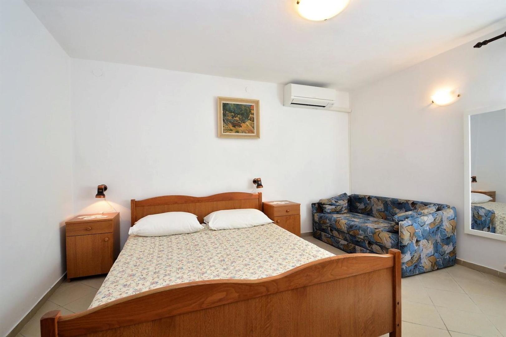 מלון מאלי לוסיניי House Rahela מראה חיצוני תמונה