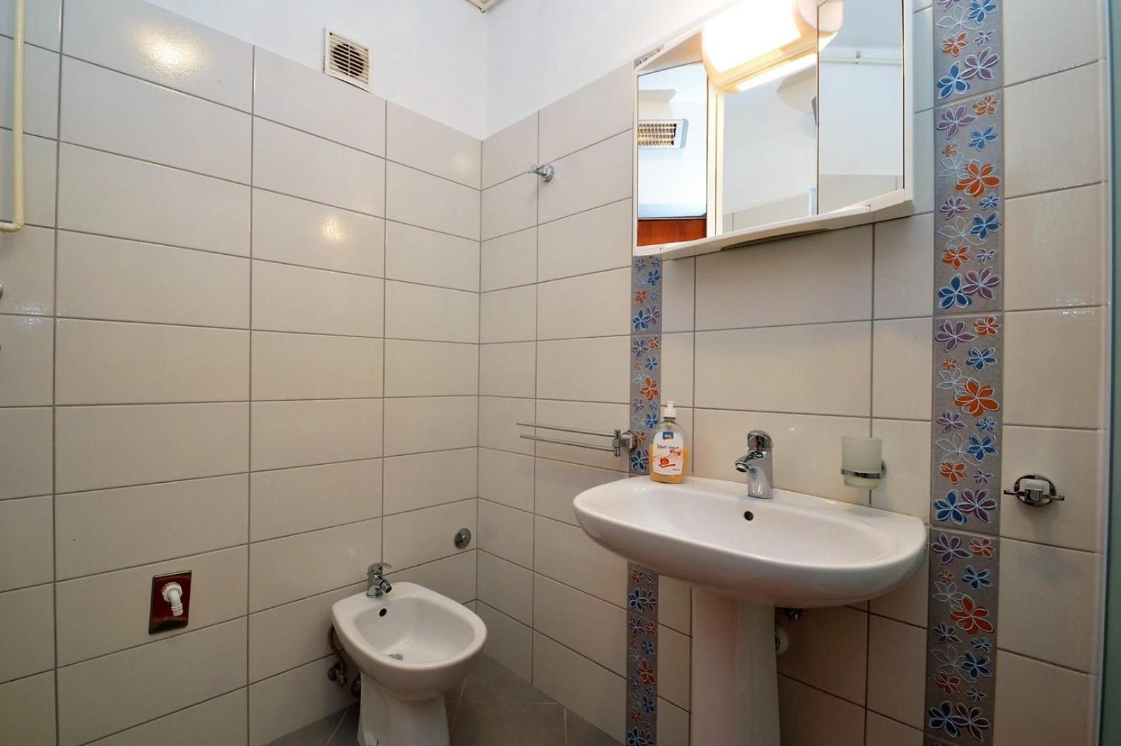 מלון מאלי לוסיניי House Rahela מראה חיצוני תמונה
